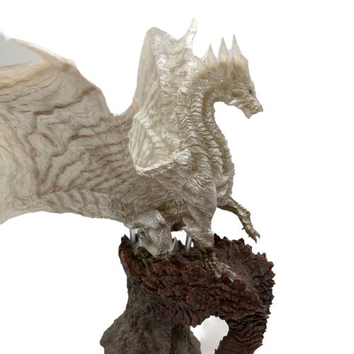 モンスターハンター フィギュア　鋼龍 クシャルダオラ（脱皮） フィギュアビルダー クリエイターズモデル