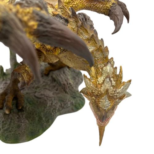 モンスターハンター フィギュア　金火竜 リオレイア希少種 フィギュアビルダー クリエイターズモデル