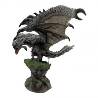 モンスターハンター フィギュア　銀火竜 リオレウス希少種 フィギュアビルダー クリエイターズモデル