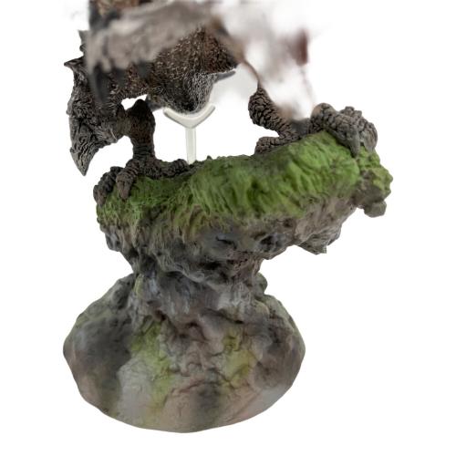モンスターハンター フィギュア　銀火竜 リオレウス希少種 フィギュアビルダー クリエイターズモデル