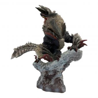 モンスターハンター フィギュア　獄狼竜 ジンオウガ亜種 フィギュアビルダー クリエイターズモデル