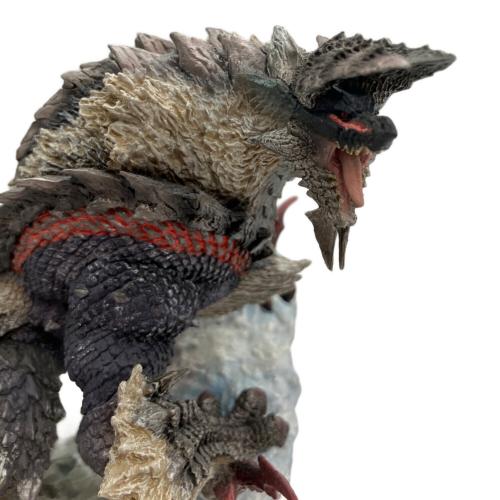 モンスターハンター フィギュア　獄狼竜 ジンオウガ亜種 フィギュアビルダー クリエイターズモデル