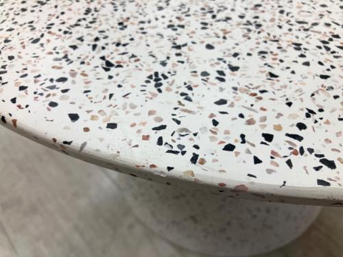 Moda en Casa (モーダエンカーサ) コーヒーテーブル 231 アイボリー FUNGI 60