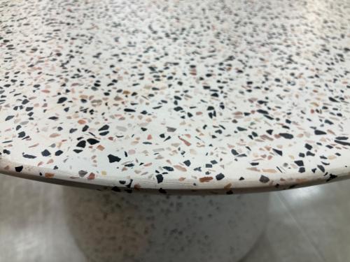 Moda en Casa (モーダエンカーサ) コーヒーテーブル 231 アイボリー FUNGI 60