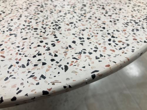 Moda en Casa (モーダエンカーサ) コーヒーテーブル 231 アイボリー FUNGI 60