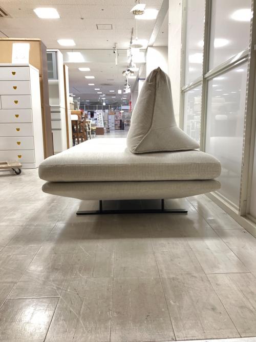 ligne roset (リーンロゼ) 2人掛けソファー クッション1点 ROSETPRADO 63 ライトグレー