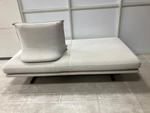 ligne roset (リーンロゼ) 2人掛けソファー クッション1点 ROSETPRADO 63 ライトグレー
