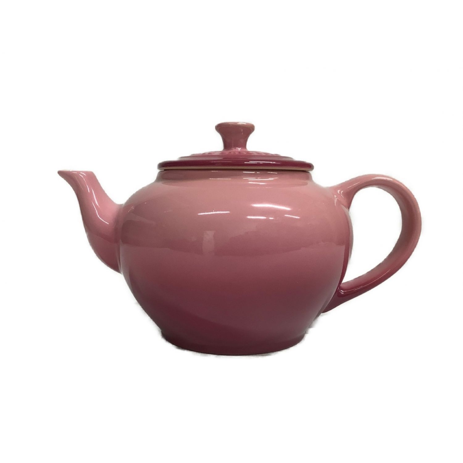 le creuset teapot pink