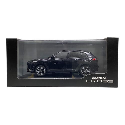 TOYOTA (トヨタ) モデルカー COROLLA CROSS 1/30スケール