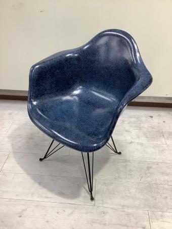 ZENITH (ゼニス) アームシェルチェア ブルー 109