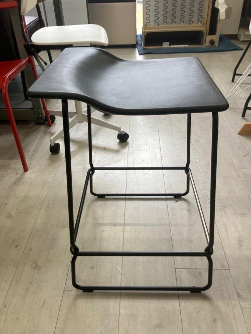 viccarbe (ヴィッカルベ) カウンターチェアー Cassina 356 ブラック