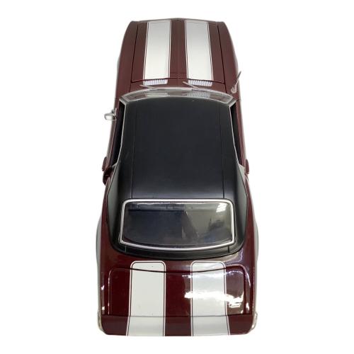 Chevrolet Camaro Z/28年 1968 1:18 Maisto モデルカー