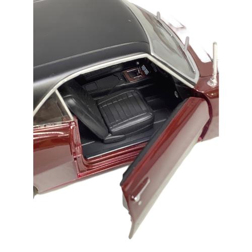 Chevrolet Camaro Z/28年 1968 1:18 Maisto モデルカー