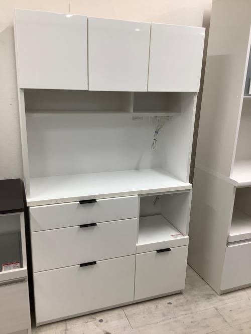 ニトリ レンジボード ホワイト 279 3枚扉 3段引き出し エトナ