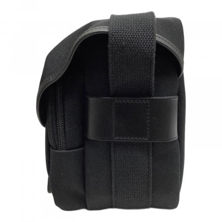 Billingham (ビリンガム) カメラバッグ ブラック×オリーブ Leica