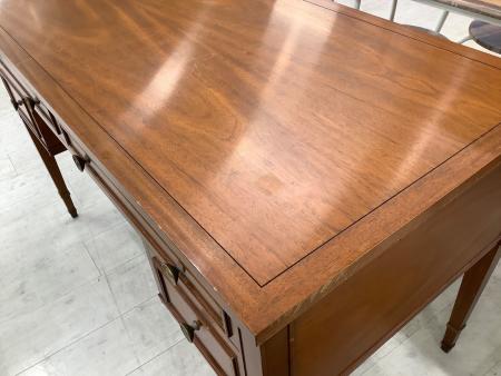 ドレクセルヘリテイジDREXEL HERITAGE RISHEL片袖デスク机 DREXEL HERITAGE (ドレクセルヘリテイジ) ライティングデスク ブラウン