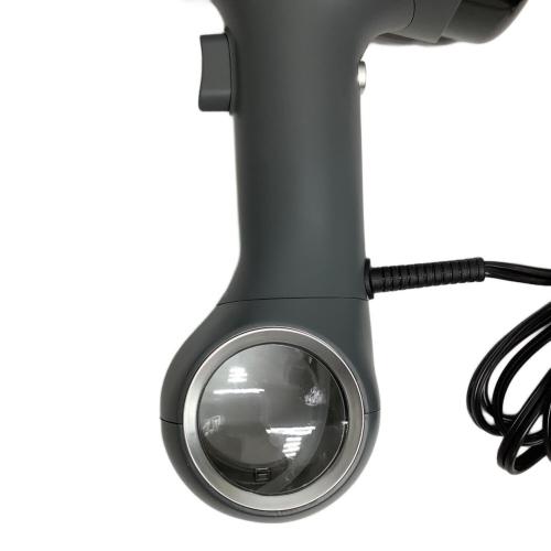 morus (モルス) 真空吸着式衣類スチーマー 2024年製 V6