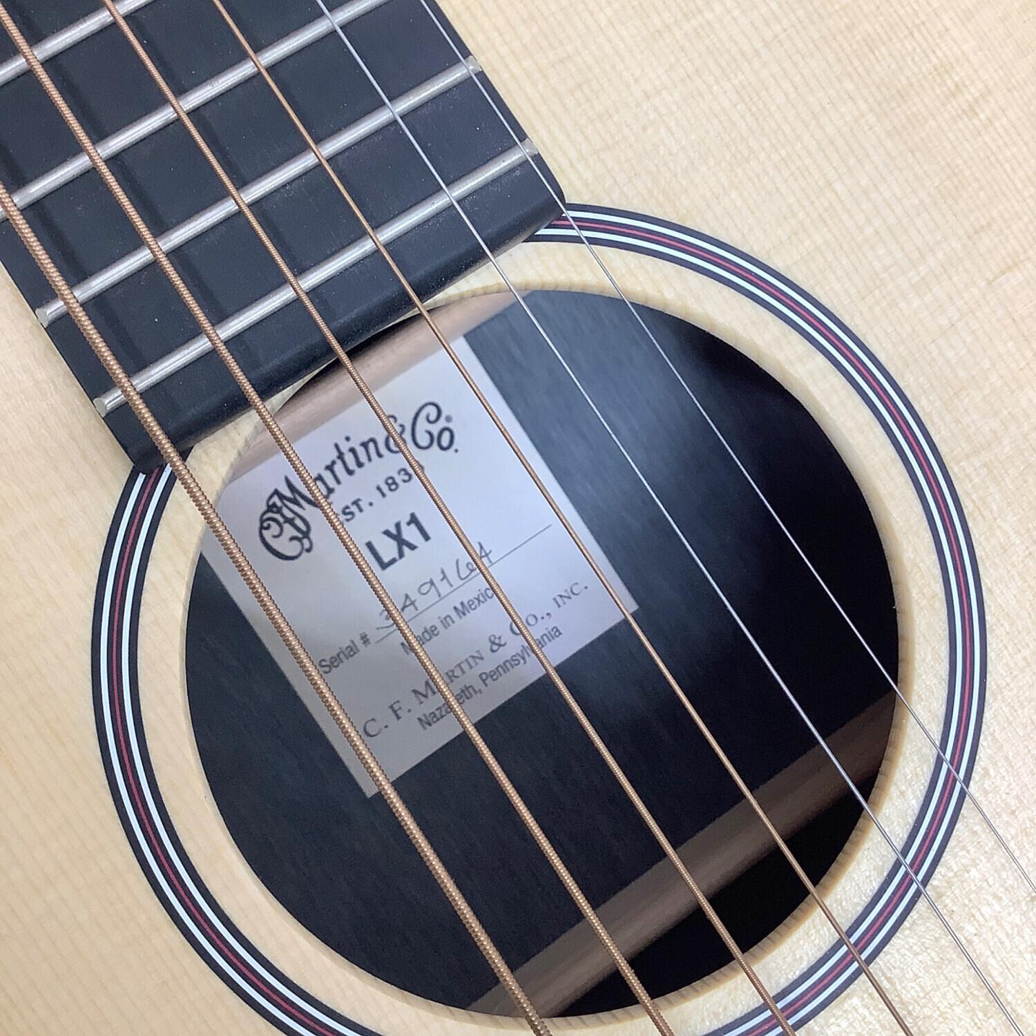 C.F. Martin & Co. LX1 アコースティックギター Martin LX1 Little Martin Acoustic Guitar | Martin Guitar