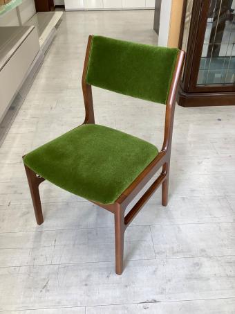 カリモク60+ (カリモクロクマルプラス) ダイニングチェアー モケットグリーン 186