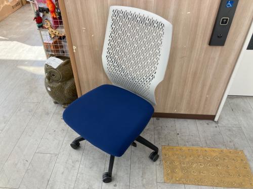 VILAGE オフィスチェア ネイビー×ホワイト