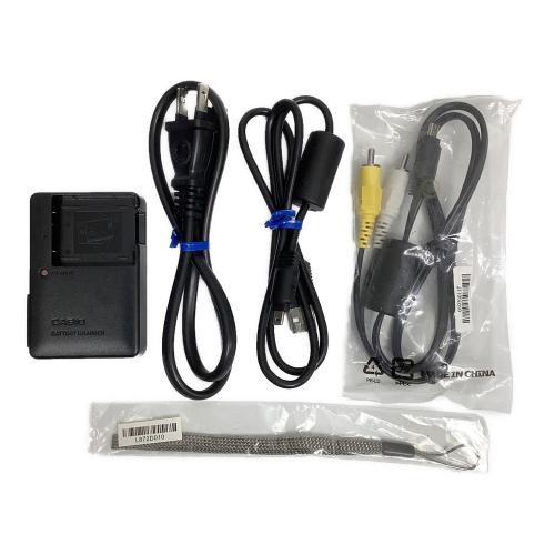 CASIO (カシオ) コンパクトデジタルカメラ EX-Z800 1448万画素(総画素) 1410万画素(有効画素) 1/2.3型CCD 専用電池 SDカード対応 10コマ/秒 1/2～1/2000 秒 15007927A