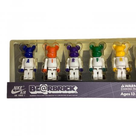 BEAR BRICK (ベアブリック) フィギュア 100％×10体セット @ NIKE 