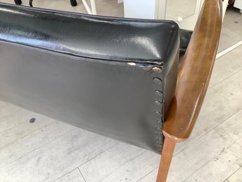 karimoku (カリモク) 2人掛けソファー ブラック Kチェア