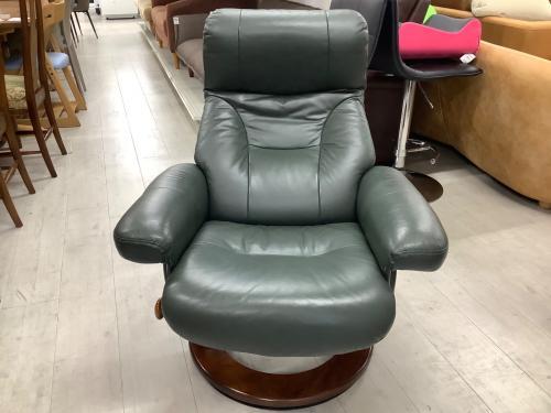 マナベインテリアハーツ リクライニングチェアー オットマン付 グリーン