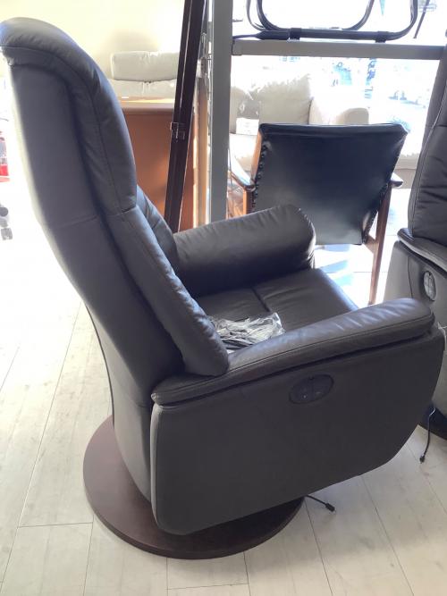 IDC大塚家具 (アイディーシーオオツカカグ) 電動リクライニングソファ 34 ブラック ルージアKD