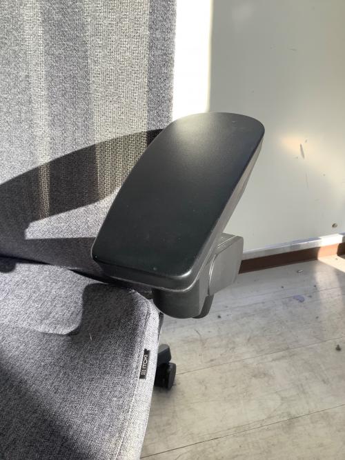 ITOKI (イトーキ) アクトチェア KG-4 グレー