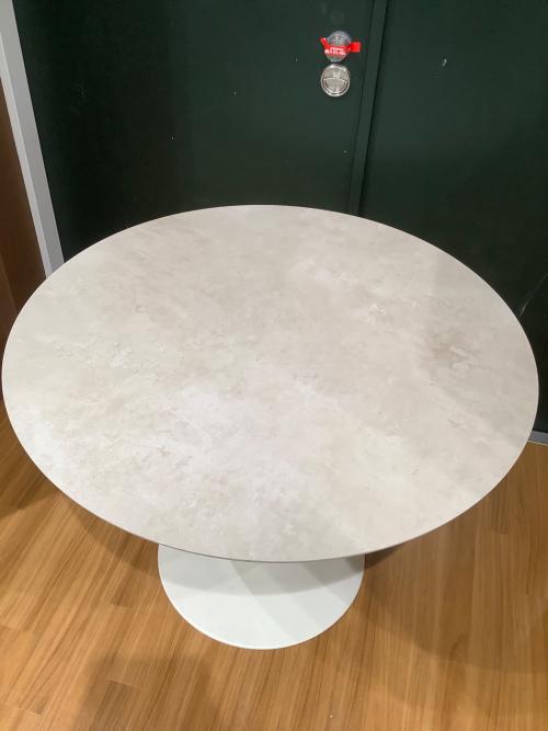 BoConcept (ボーコンセプト) ダイニングテーブル 210 直径100 ホワイト NEW YORK