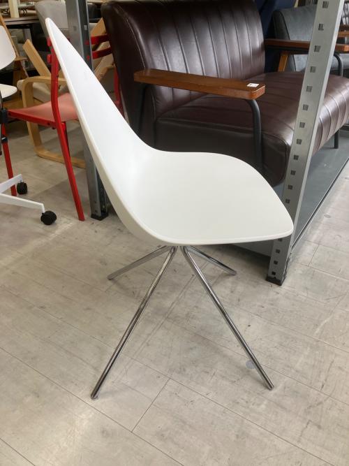 BoConcept (ボーコンセプト) チェア 210 ホワイト OTTAWA