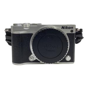 Nikon (ニコン) 一眼レフカメラ 1 J5