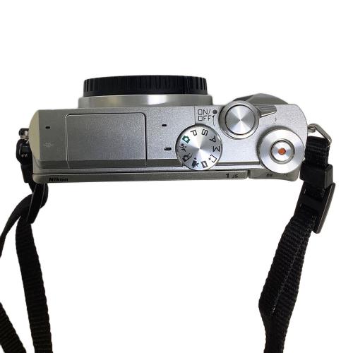 Nikon (ニコン) 一眼レフカメラ 1 J5