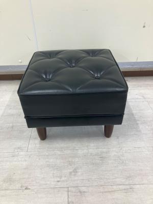 カリモク60 (カリモクロクマル) オットマン 219 ブラック