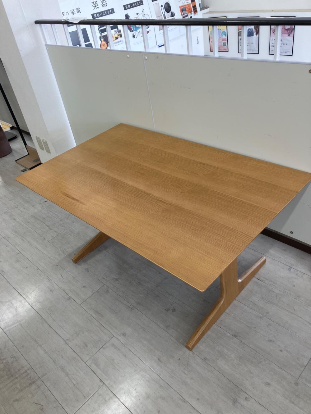 無印良品 (ムジルシリョウヒン) ダイニングテーブル リビングでも