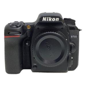 Nikon (ニコン) デジタル一眼レフカメラ D7500