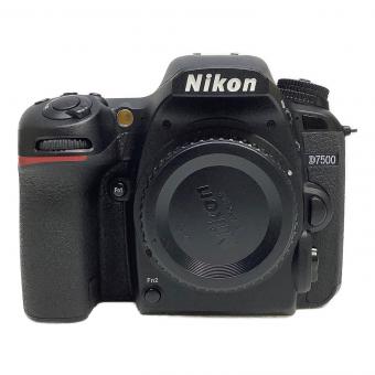 Nikon (ニコン) デジタル一眼レフカメラ D7500