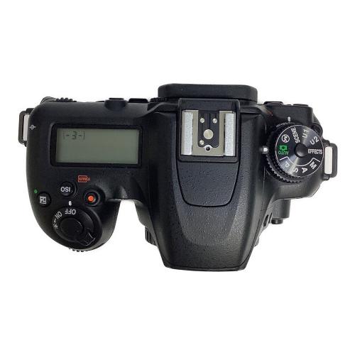 Nikon (ニコン) デジタル一眼レフカメラ D7500