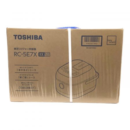 TOSHIBA (トウシバ) IH炊飯ジャー RC-5E7X 3合(0.54L) 程度S(未使用品) 未使用品