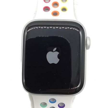 Apple (アップル) Apple Watch Series 6 MOH53J バッテリー:A 