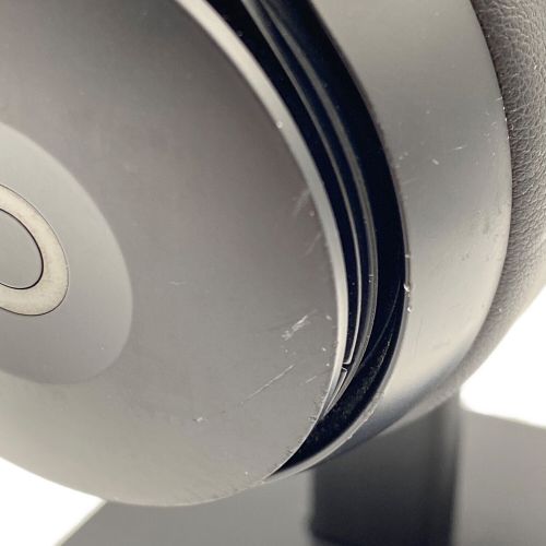 beats (ビーツ) ワイヤレスヘッドホン Solo Pro A1881 Lightning