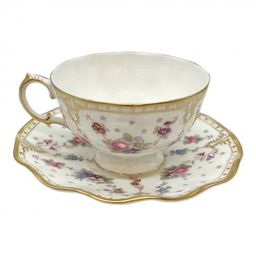 ROYAL CROWN DERBY (ロイヤルクラウンダービー) フィギュリン