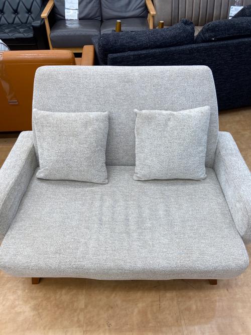UNICO (ウニコ) 2人掛けソファー ライトグレー 136 ファブリック EVA