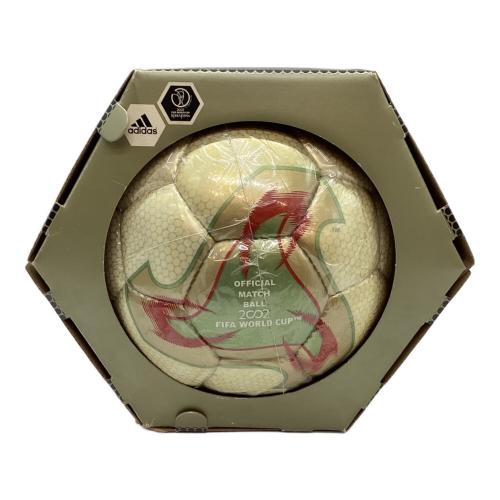 2002年日韓合同ワールドカップ公式ボール ※年数経過による劣化が想定されます。 @ Π