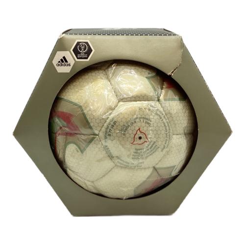 2002年日韓合同ワールドカップ公式ボール ※年数経過による劣化が想定されます。 @ Π