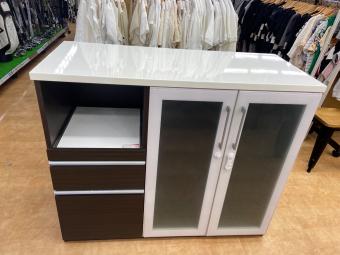 キッチンカウンター ホワイト×ブラウン 2枚扉 引出付き