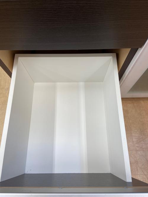 キッチンカウンター ホワイト×ブラウン 2枚扉 引出付き