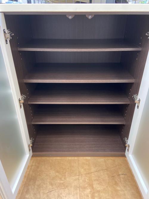 キッチンカウンター ホワイト×ブラウン 2枚扉 引出付き