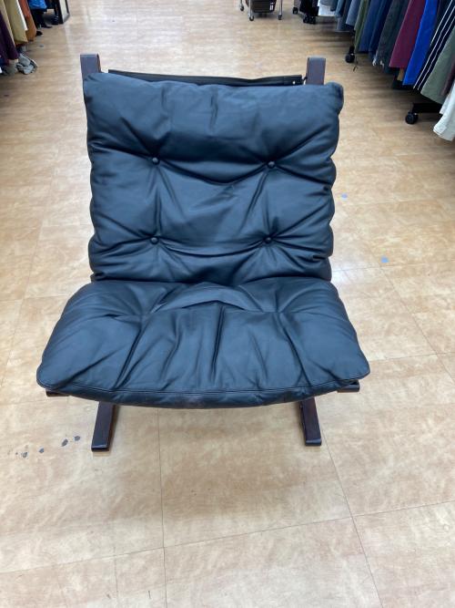 WESTNOFA FURNITURE ローバックチェア ブラック×ブラウン イングマール・レリング   192 レザー SIESTA
